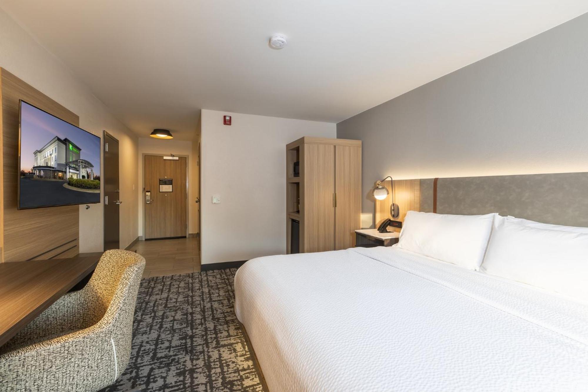Holiday Inn Anderson By Ihg Exterior photo
