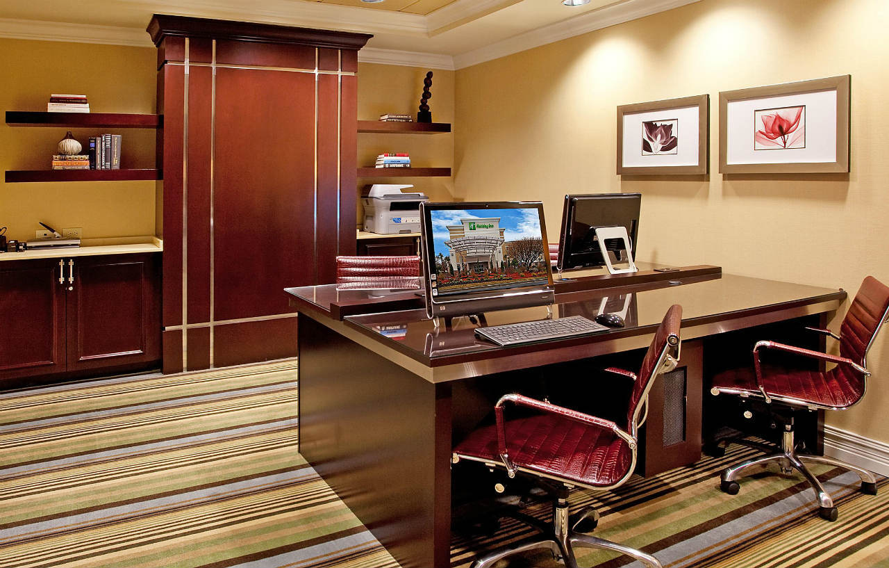 Holiday Inn Anderson By Ihg Exterior photo
